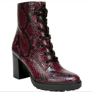 Naturalizer Callie Purple burgundy snakeskin high heeled boots booties lace up